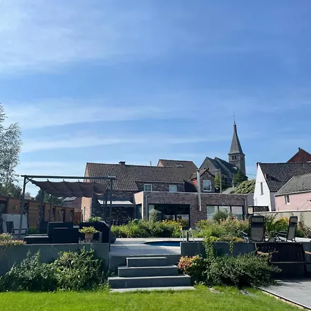 Aux Lits De La Senne Bed & Breakfast *